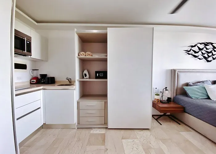 Ocean View En 4th Piso, Enseguida De 5ta Ave Apartamento